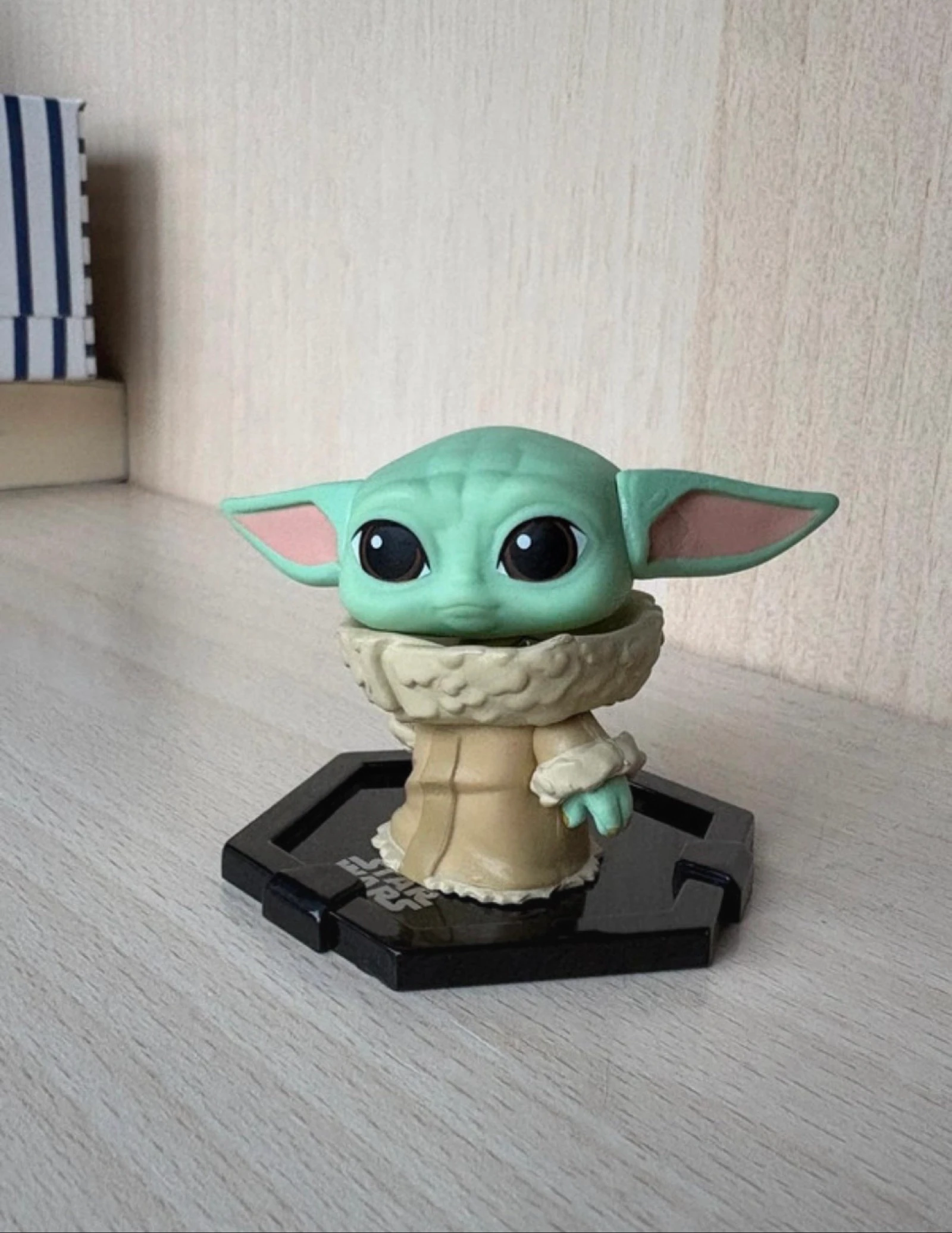 Funko Mystery Mini - The Child (Grogu) Star Wars The Mandalorian Show
